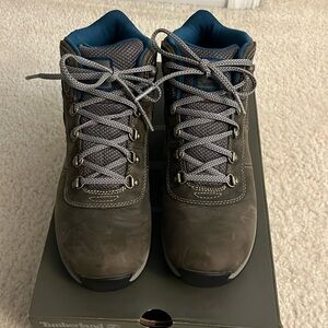 New Timberland MT. Maddsen Waterproof Mid Hiker - Size 8.5M